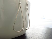 Load image into Gallery viewer, Modern lightweight silver dangle earrings