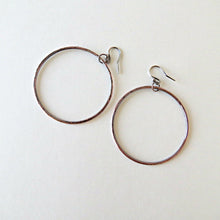 Load image into Gallery viewer, Hammered copper hoops