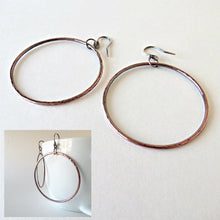Load image into Gallery viewer, Hammered copper hoops