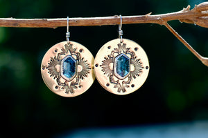 Blue kyanite and brass earrings with stamped design