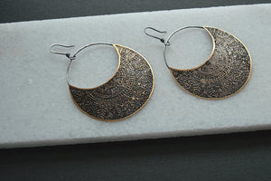 Large Mandala earrings in brass and silver