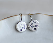 Load image into Gallery viewer, Small silver lotus flower earrings
